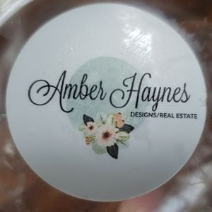 Meet your Posher, Amber